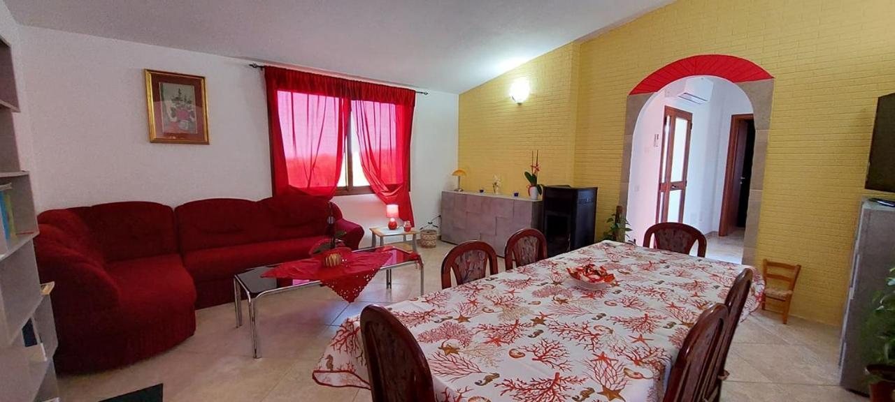 Indipendente Con Piscina Uso Esclusivo Internet Illimitato Villa Siniscola Dış mekan fotoğraf