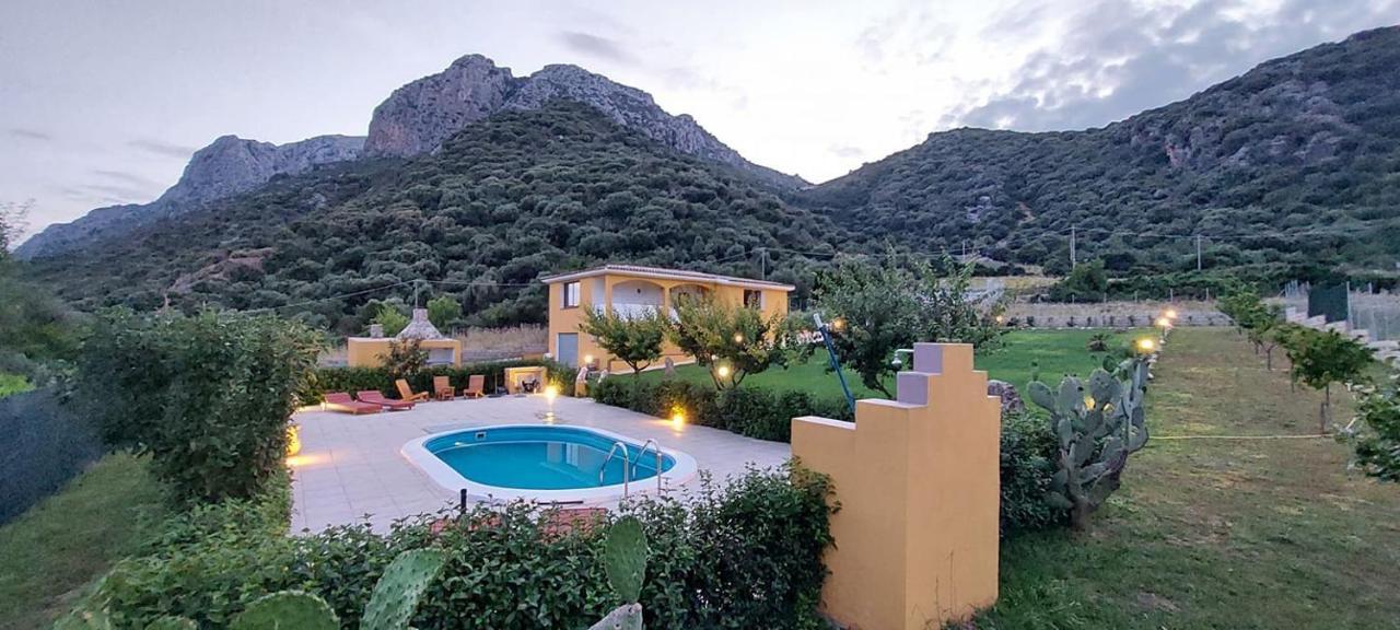 Indipendente Con Piscina Uso Esclusivo Internet Illimitato Villa Siniscola Dış mekan fotoğraf