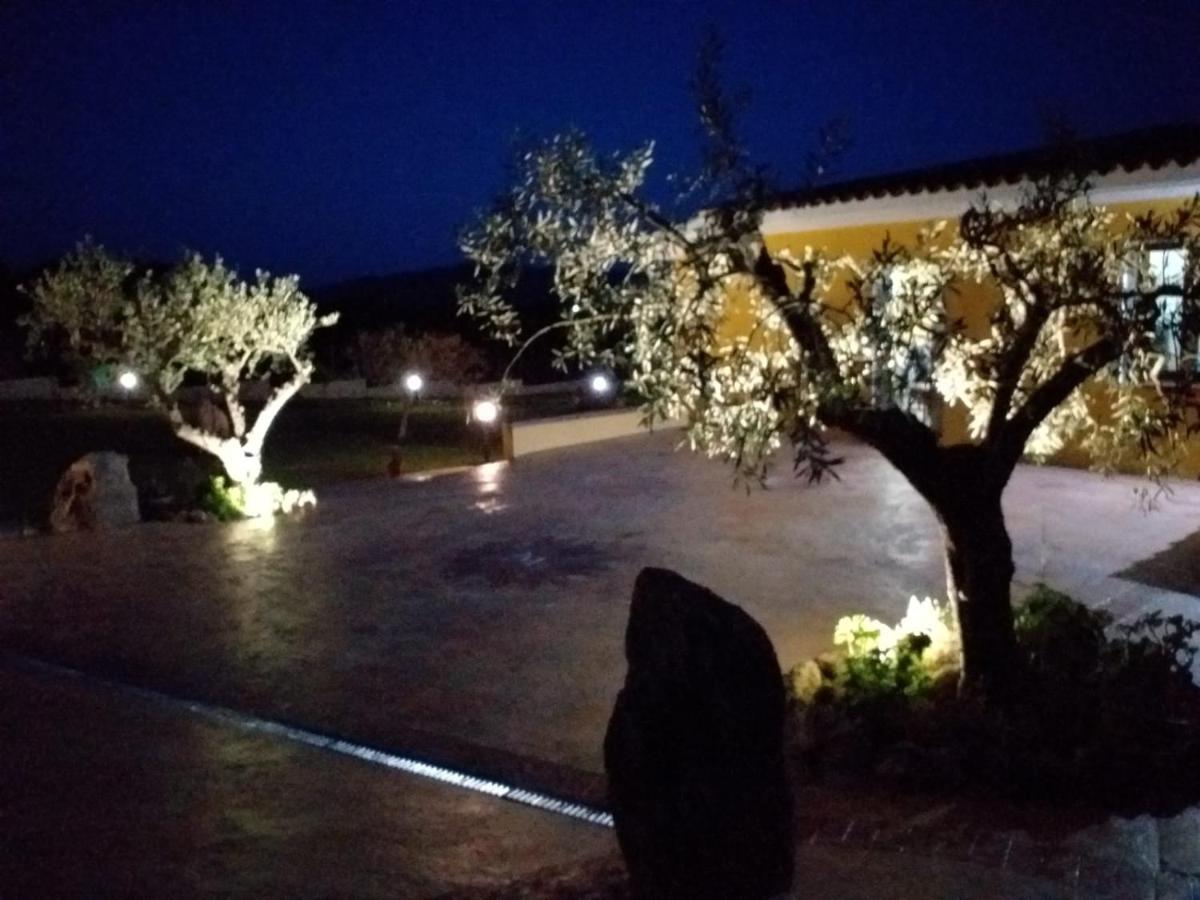 Indipendente Con Piscina Uso Esclusivo Internet Illimitato Villa Siniscola Dış mekan fotoğraf